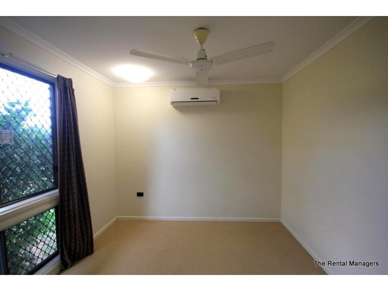 9 Woodlea Court, Kelso QLD 4815