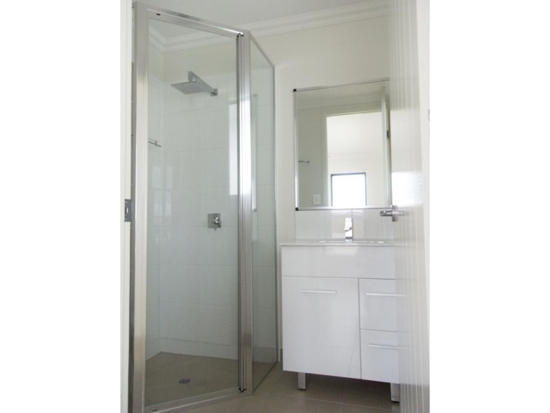 54 Biscayne Street, Burdell QLD 4818