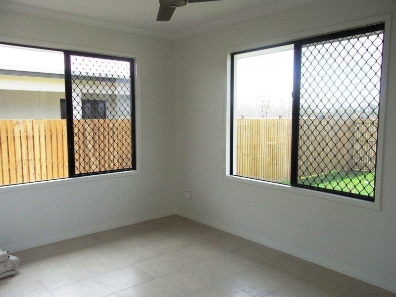 54 Biscayne Street, Burdell QLD 4818