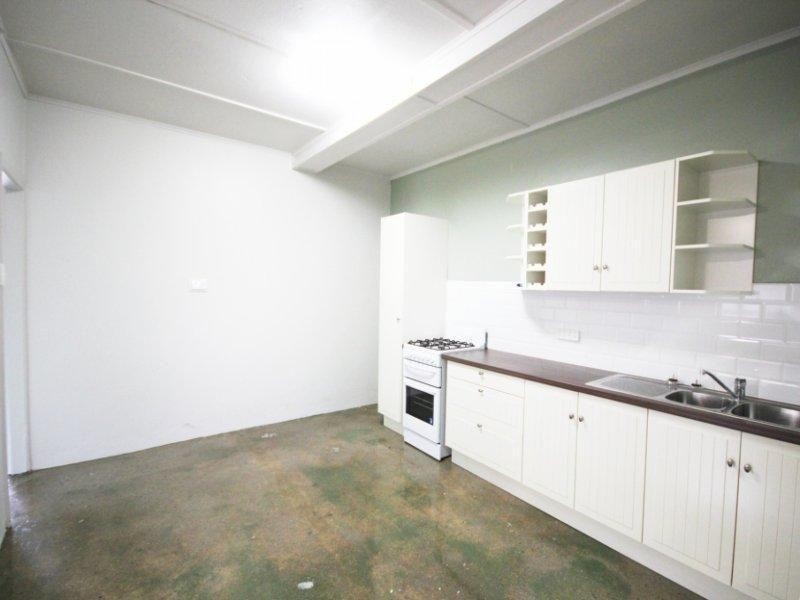 4/31 Bell Street, South Townsville QLD 4810