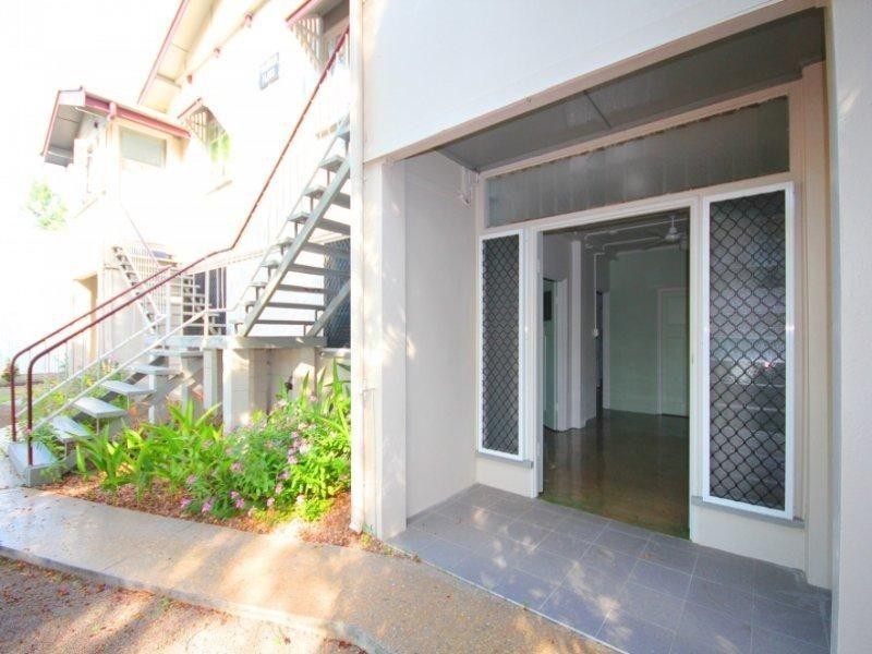 4/31 Bell Street, South Townsville QLD 4810