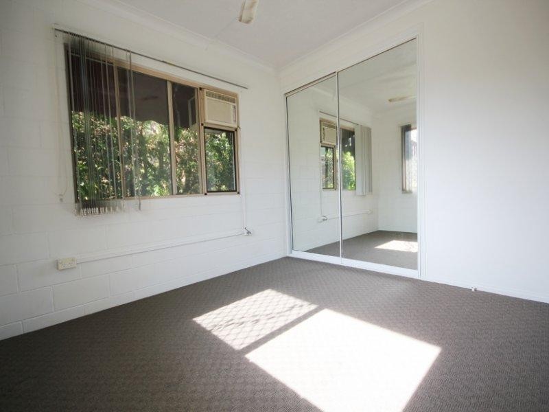 8/133 Ireland Street, Oonoonba QLD 4811