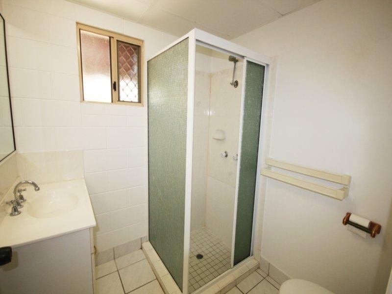 8/133 Ireland Street, Oonoonba QLD 4811