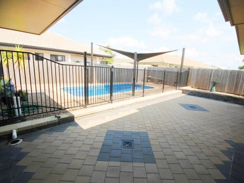 10 Chichester Avenue, Kirwan QLD 4817