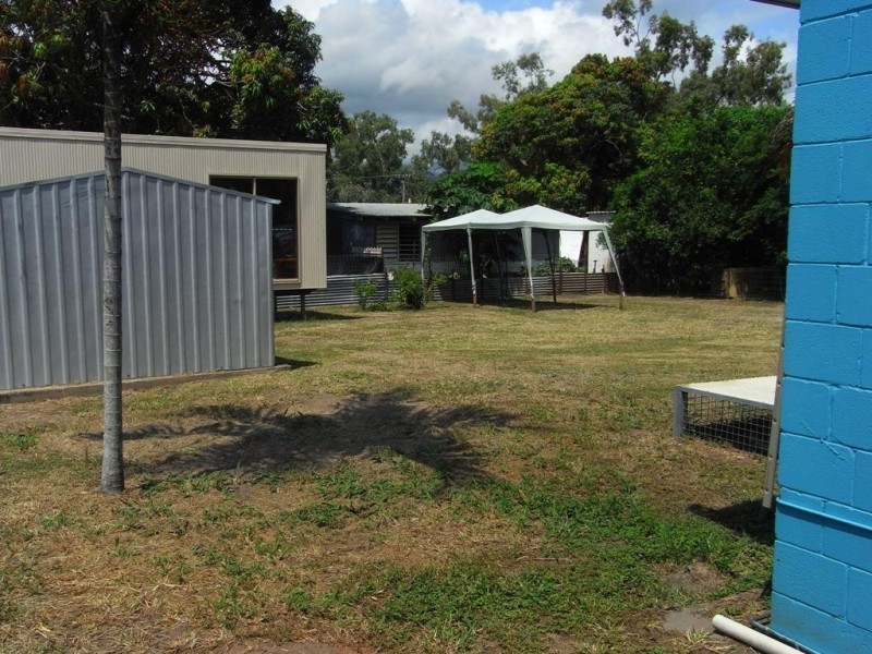 12 The Esplanade, Toomulla QLD 4816