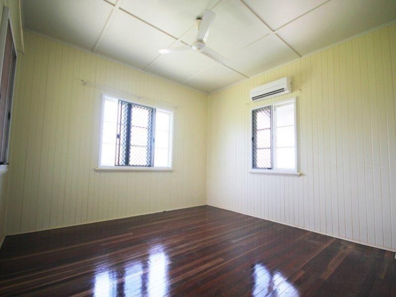 76 Lancaster Street, Garbutt QLD 4814