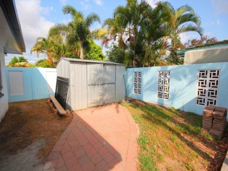 2 Gill Street, Kirwan QLD 4817