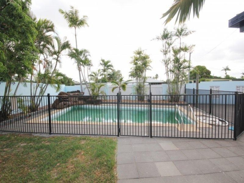 2 Gill Street, Kirwan QLD 4817