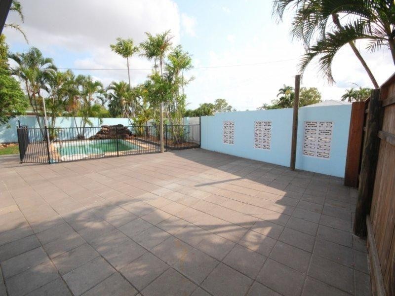 2 Gill Street, Kirwan QLD 4817