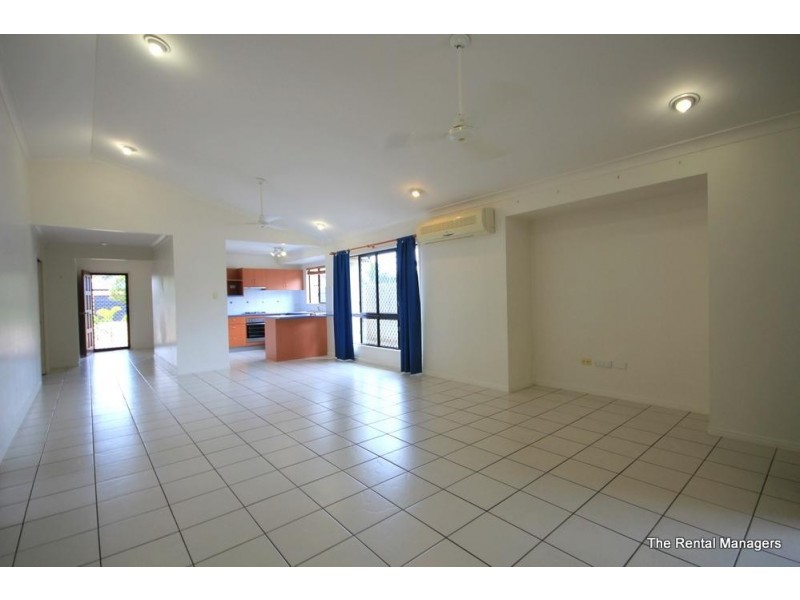 9 Cockatoo Circuit, Douglas QLD 4814