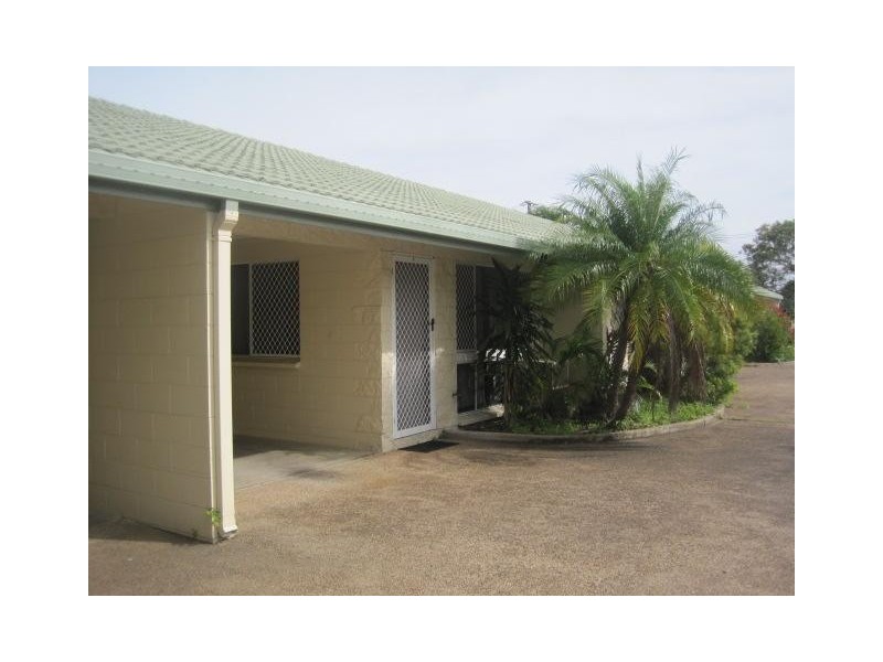 West End QLD 4810