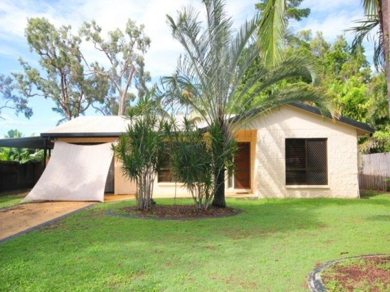 4 Lotus Court, Bushland Beach QLD 4818