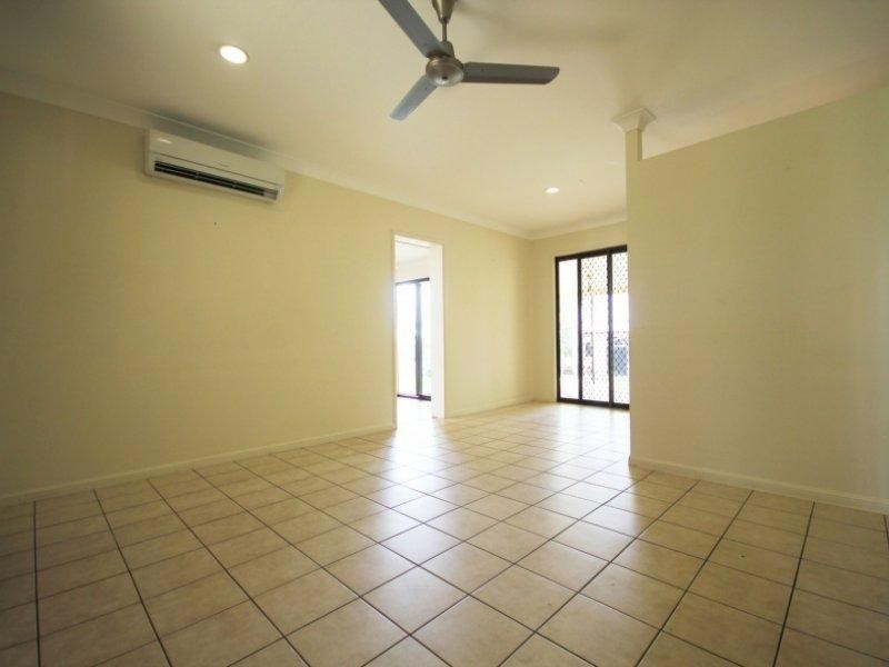 4 Lotus Court, Bushland Beach QLD 4818