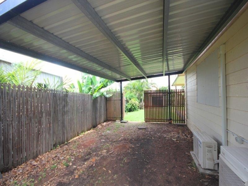 4 Lotus Court, Bushland Beach QLD 4818