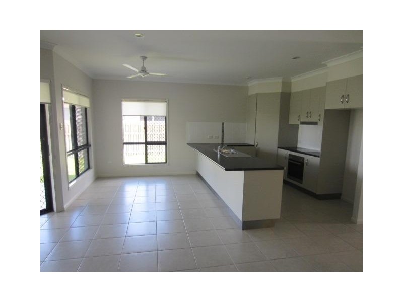 17 Marquise Circuit, Burdell QLD 4818