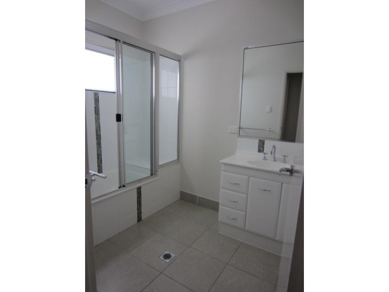 17 Marquise Circuit, Burdell QLD 4818