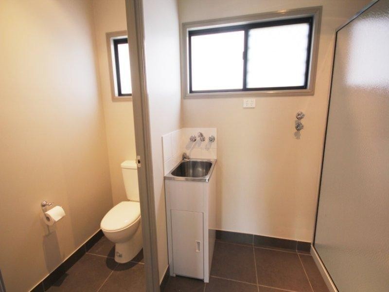 32 Chesney Road, Mount Low QLD 4818