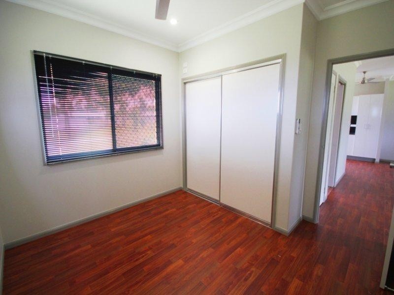 32 Chesney Road, Mount Low QLD 4818