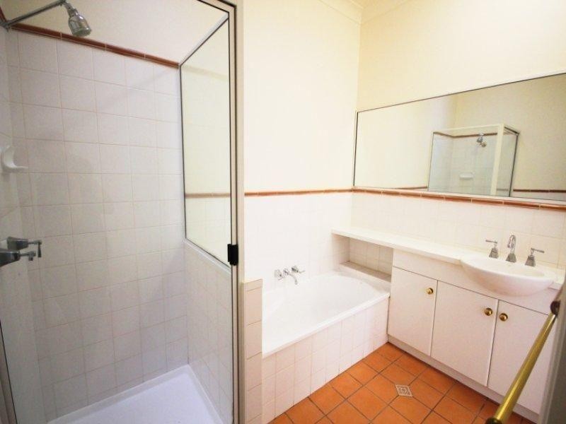 20 Westbourne Street, Hyde Park QLD 4812