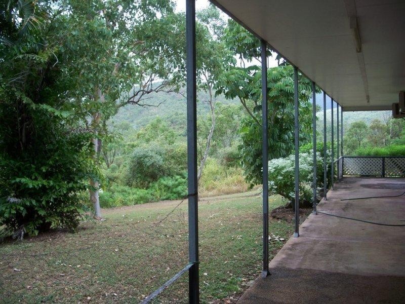 3 Mount Elliot Drive, Alligator Creek QLD 4740