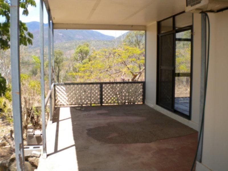 3 Mount Elliot Drive, Alligator Creek QLD 4740