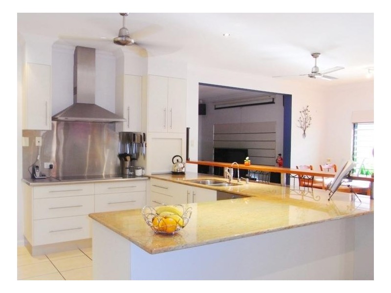 14 Somerville Place, Idalia QLD 4811