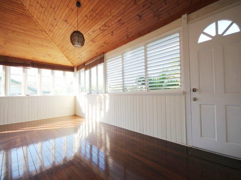 82 Robertson Street, Railway Estate QLD 4810