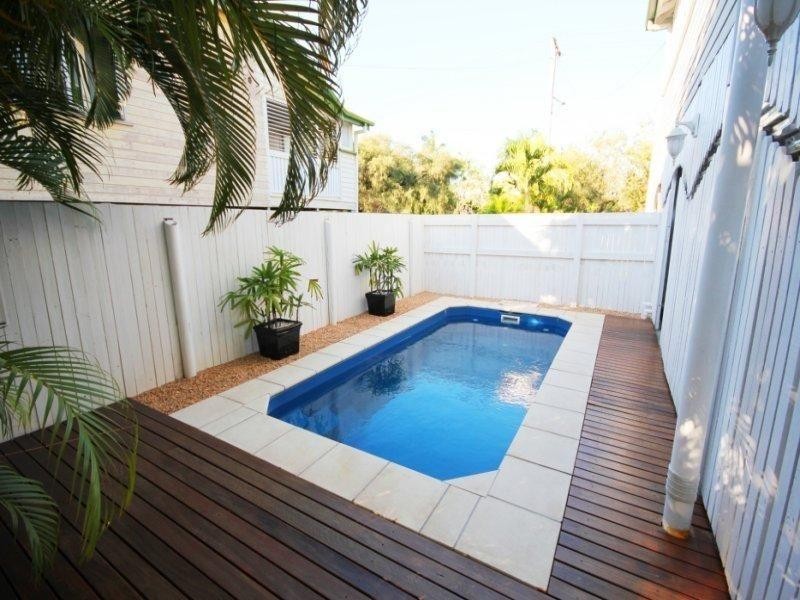 82 Robertson Street, Railway Estate QLD 4810