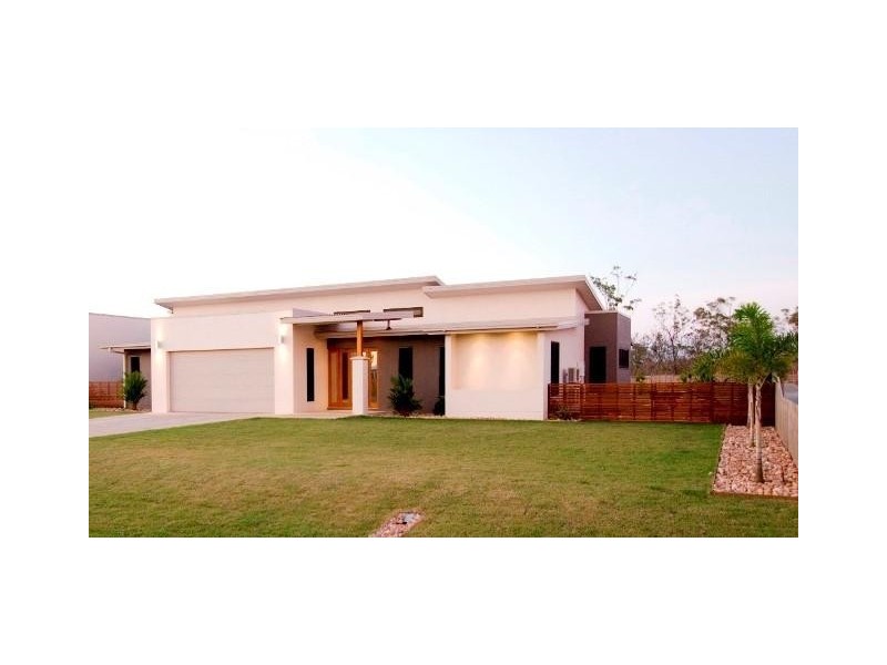 30 Gundabluey Crescent, Mount Low QLD 4818