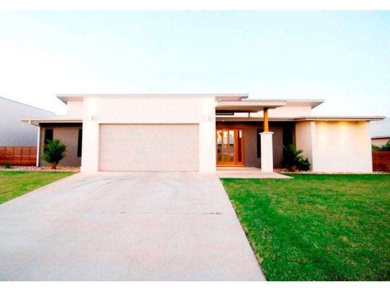 30 Gundabluey Crescent, Mount Low QLD 4818