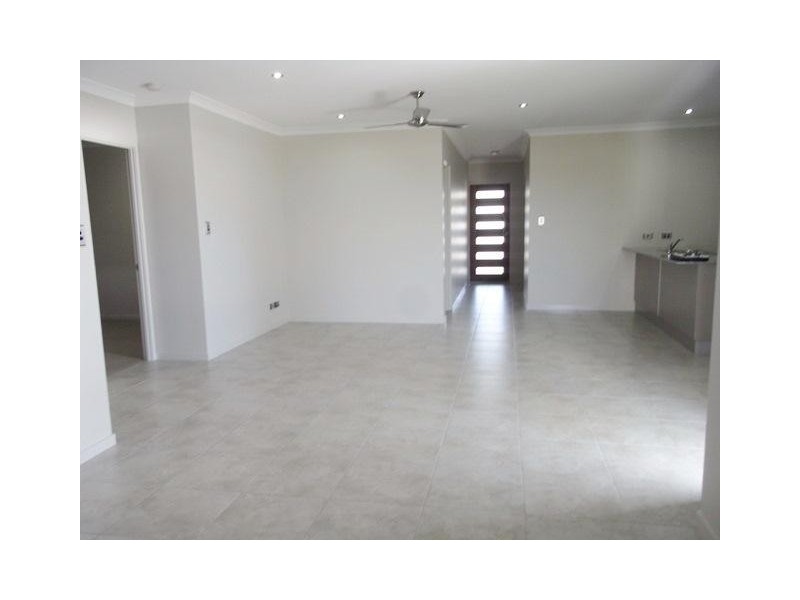 5 Baird Court, Bushland Beach QLD 4818