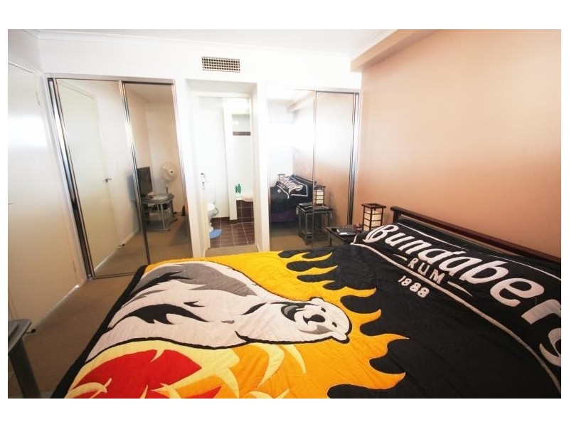 68/11 Stanley Street, Townsville City QLD 4810