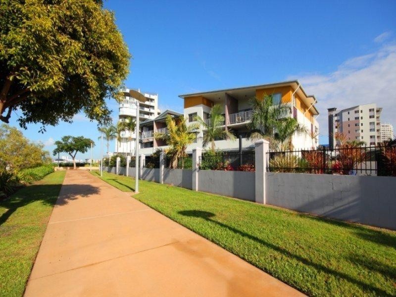68/11 Stanley Street, Townsville City QLD 4810