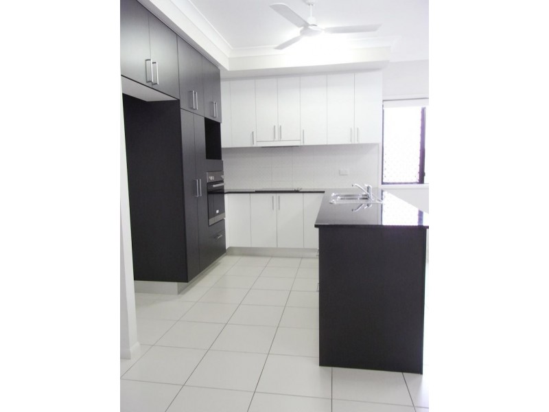 30 Saba Street, Burdell QLD 4818