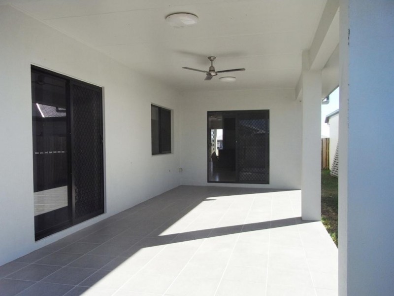 30 Saba Street, Burdell QLD 4818