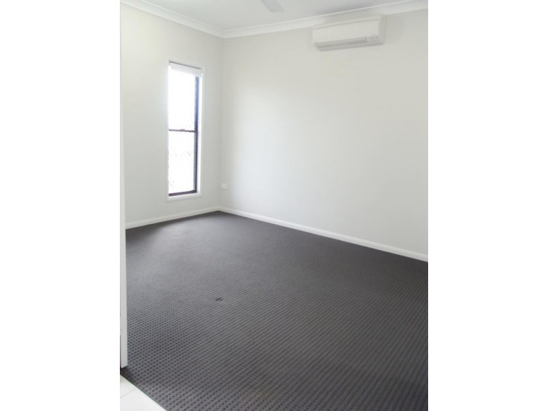 30 Saba Street, Burdell QLD 4818