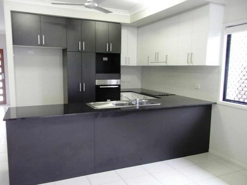 30 Saba Street, Burdell QLD 4818