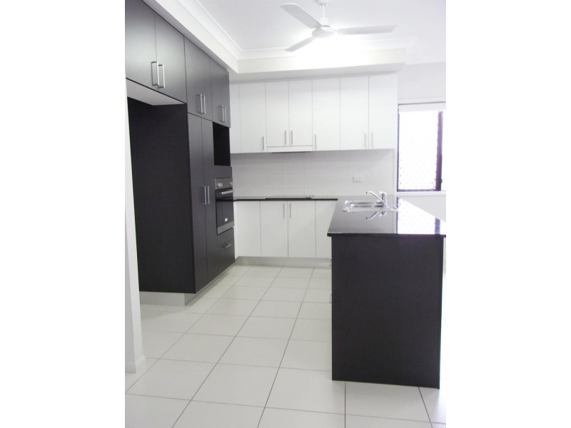 30 Saba Street, Burdell QLD 4818