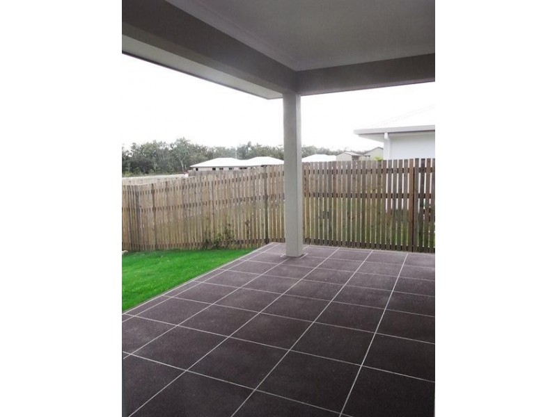 5 Hinton Court, Deeragun QLD 4818