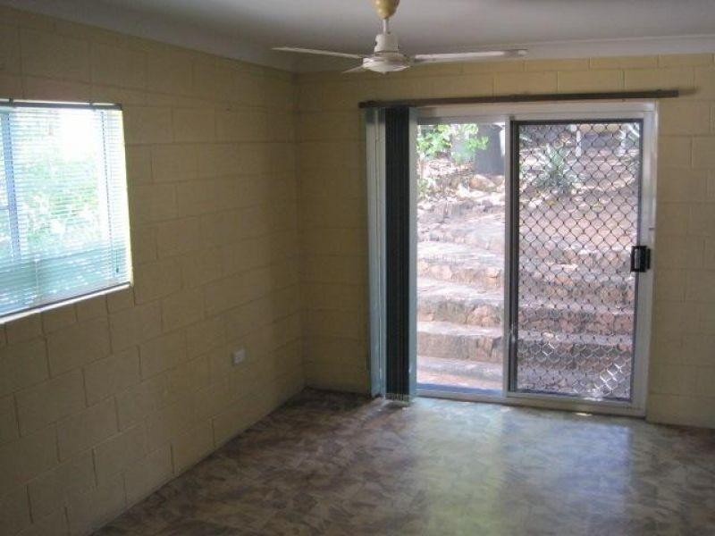 West End QLD 4810