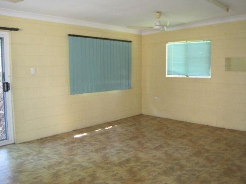 West End QLD 4810