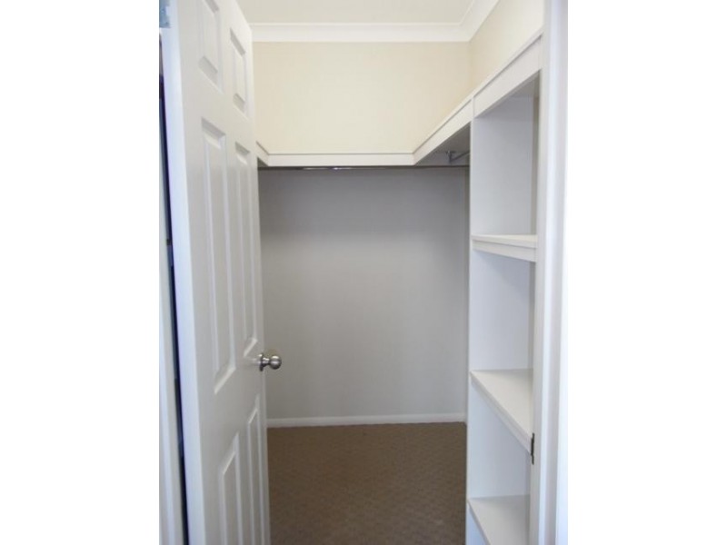 7 Laysan Street, Burdell QLD 4818