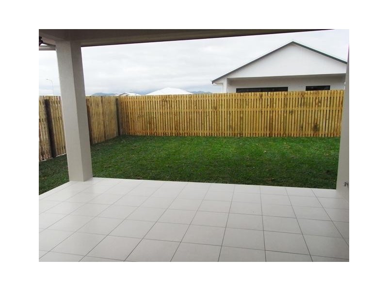 7 Laysan Street, Burdell QLD 4818