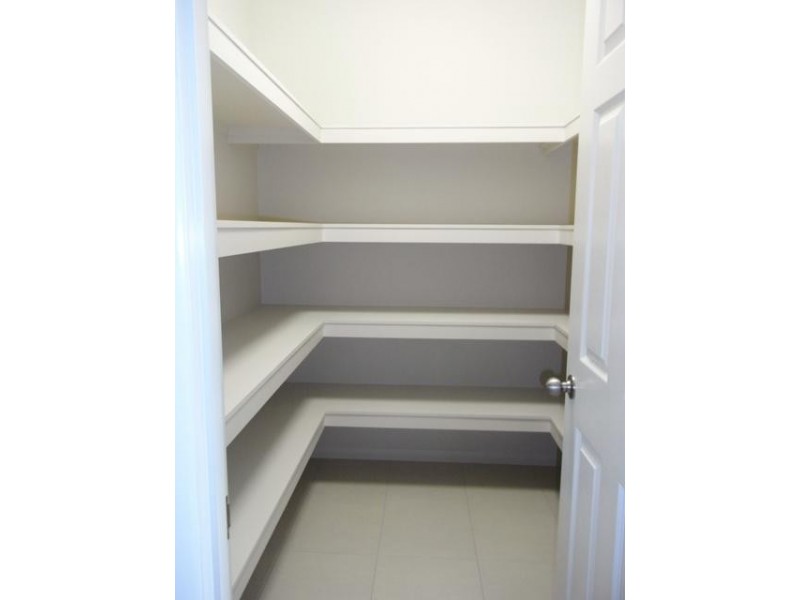 7 Laysan Street, Burdell QLD 4818