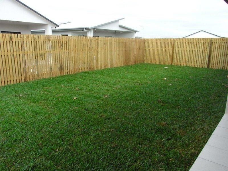 7 Laysan Street, Burdell QLD 4818