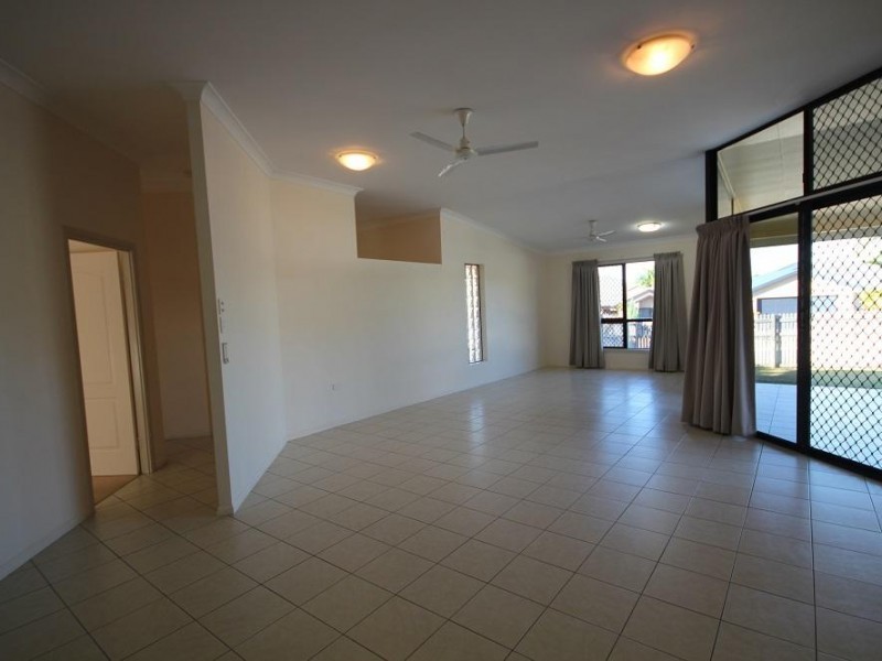 54 Monaro Circuit, Mount Louisa QLD 4814