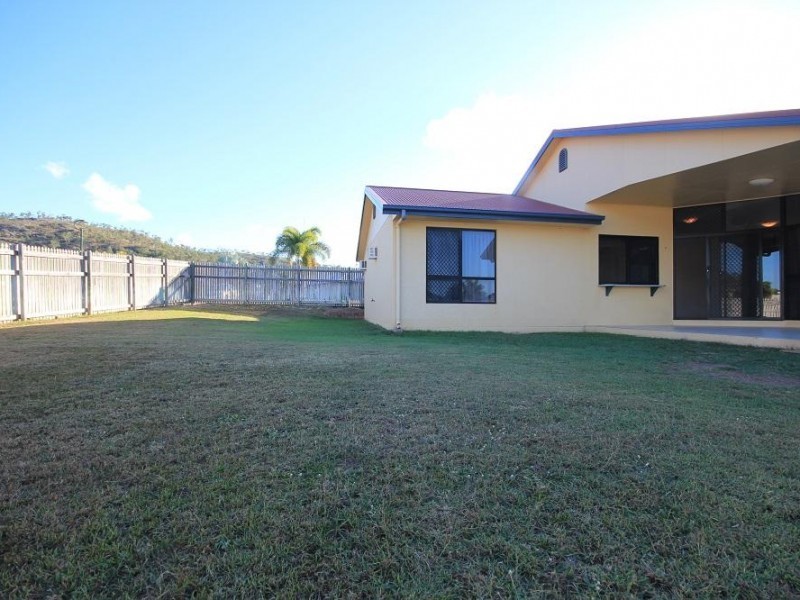 54 Monaro Circuit, Mount Louisa QLD 4814