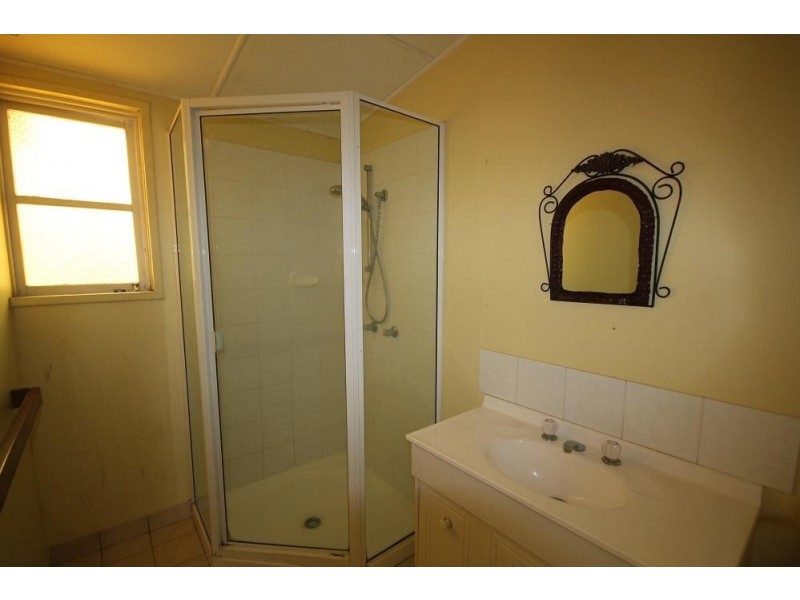 17 McIllwraith Street, South Townsville QLD 4810