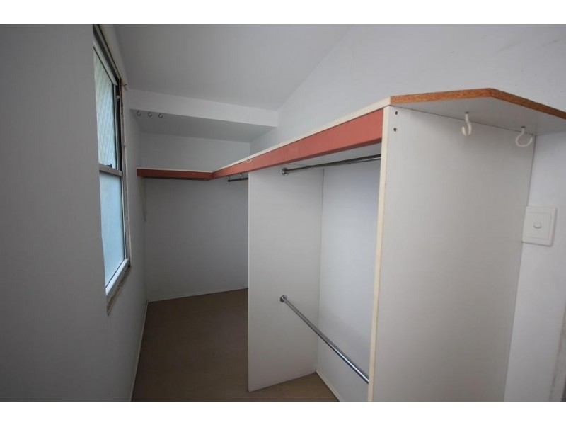 17 McIllwraith Street, South Townsville QLD 4810