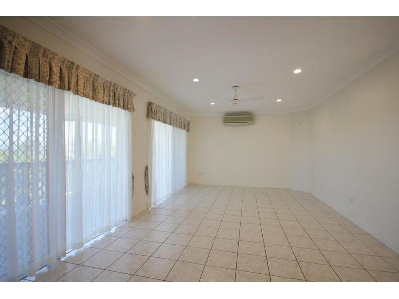 13/18 High Vista Drive, Mount Louisa QLD 4814